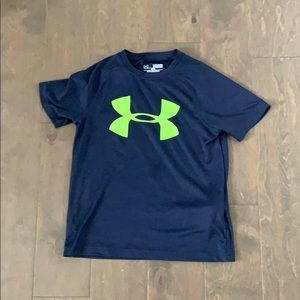 Like New Under Armour Tshirt